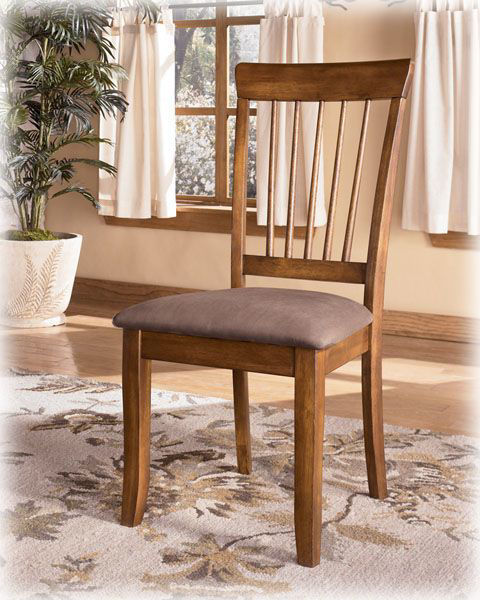 Picture of Berringer Dining UPH Side Chair 