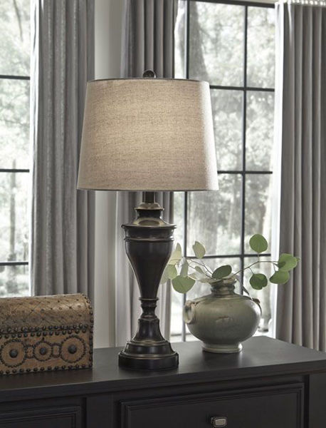 Picture of Metal Table Lamp (2/CN)