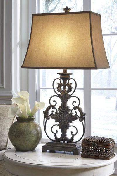 Picture of Poly Table Lamp (1/CN)/Sallee