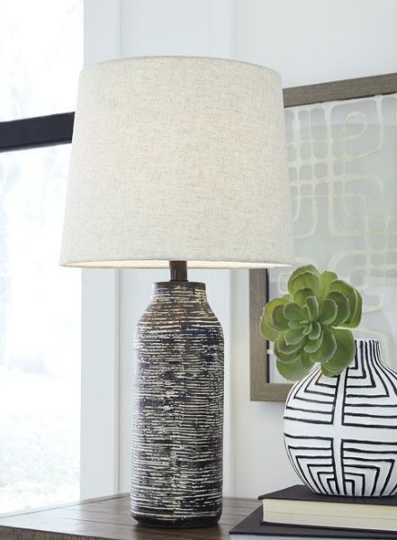 Picture of Paper Table Lamp (2/CN)/Mahima