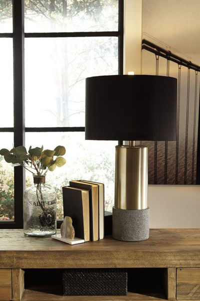 Picture of Metal Table Lamp (2/CN)/Jacek