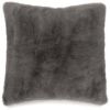 Picture of Gariland Pillow