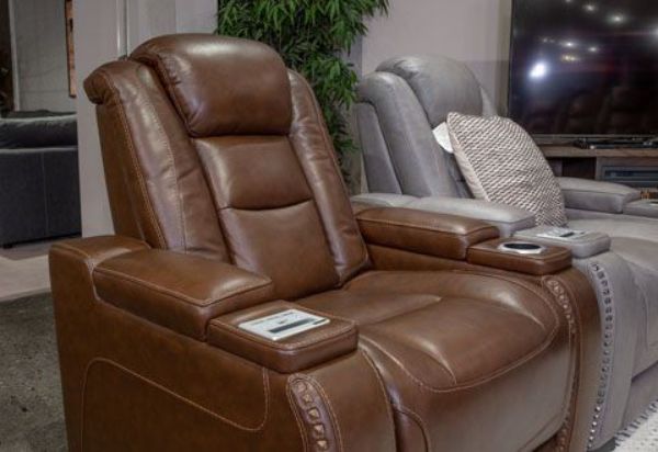 Picture of The Man-Den Power Recliner