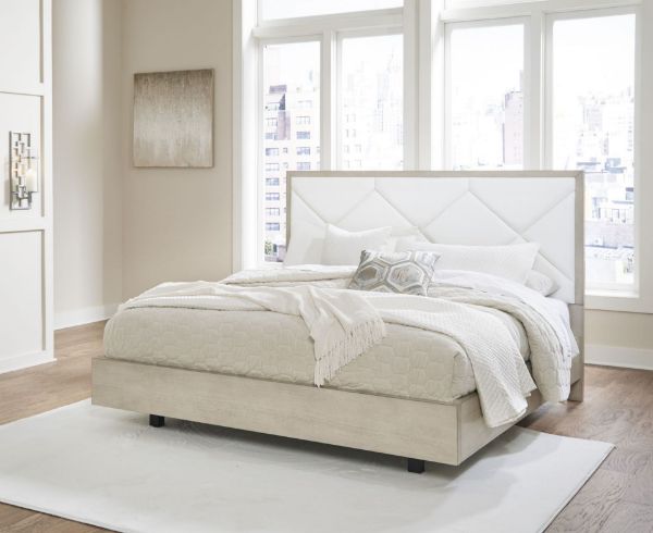 Picture of Wendora King Upholstered Bed