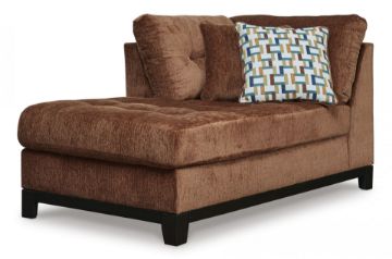 Picture of LAYALBROOK LEFT-ARM FACING CORNER CHAISE