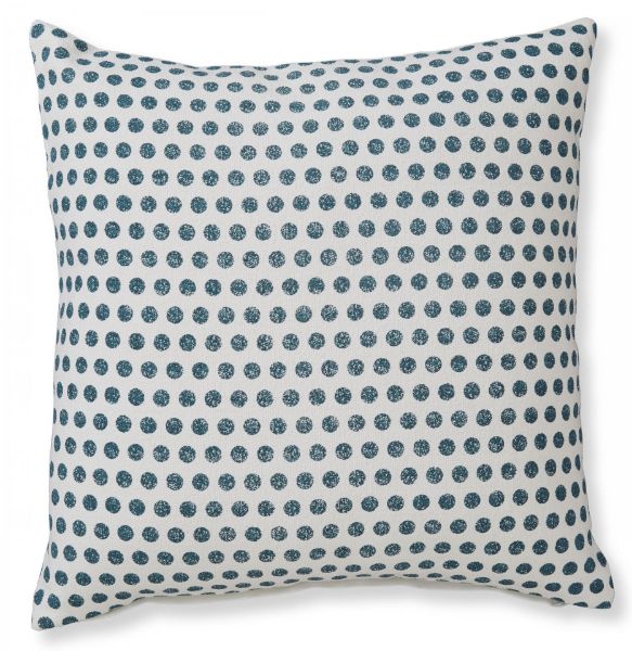 Picture of  Monique Pillow (4/CS)
