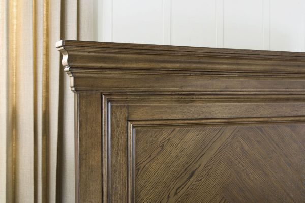 Picture of WAYNELY KING/CALIFORNIA KING PANEL HEADBOARD